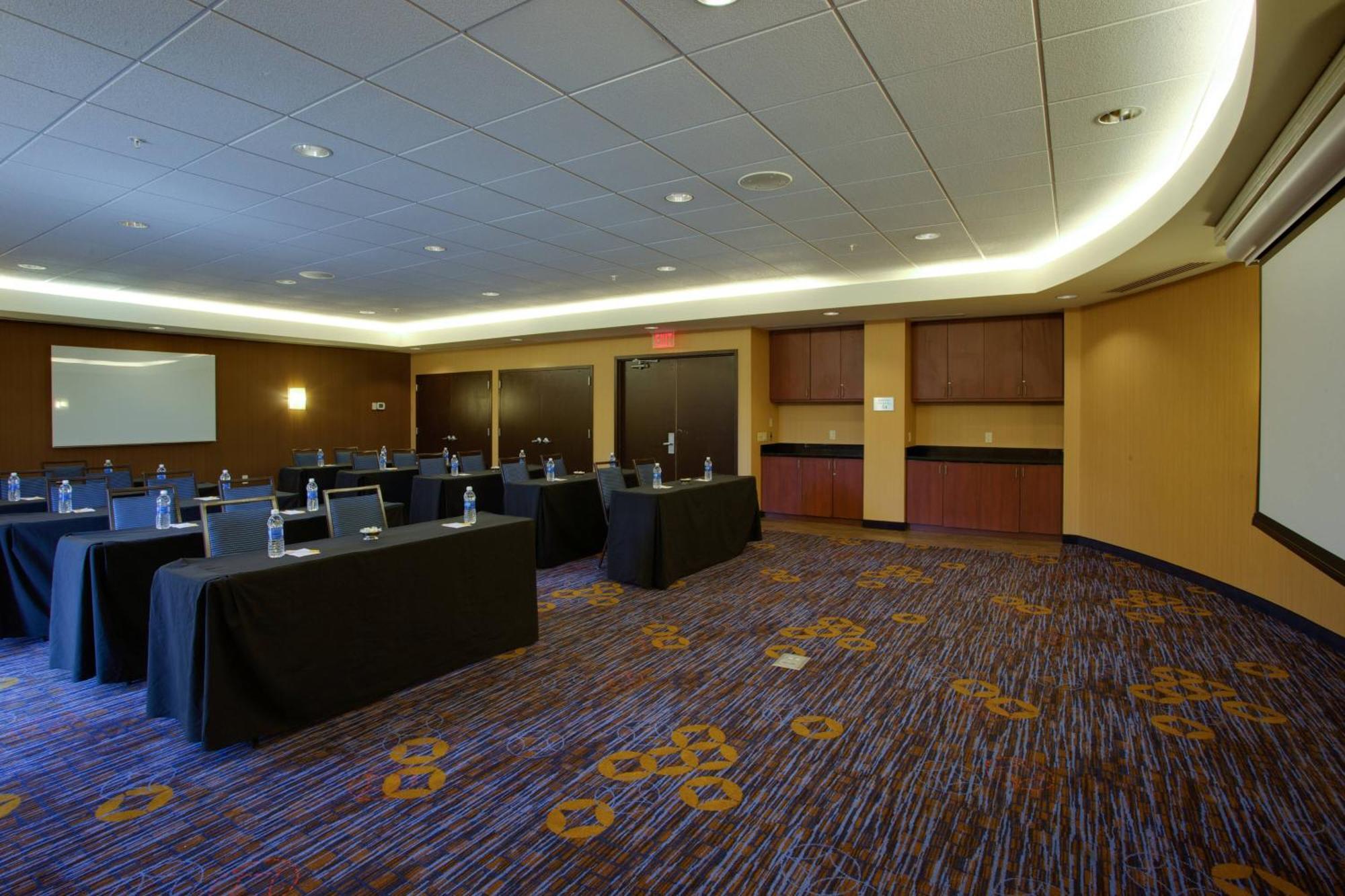 Courtyard Republic Airport Long Island/Farmingdale Hotel Kültér fotó