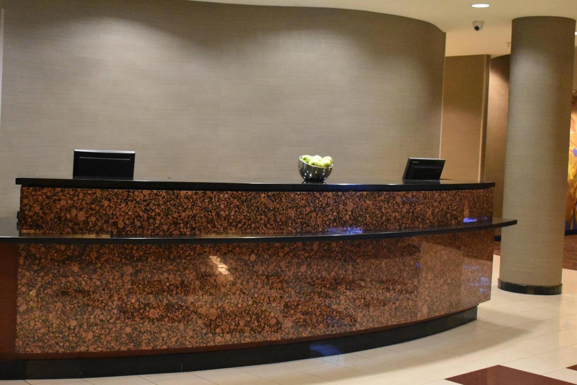 Courtyard Republic Airport Long Island/Farmingdale Hotel Kültér fotó