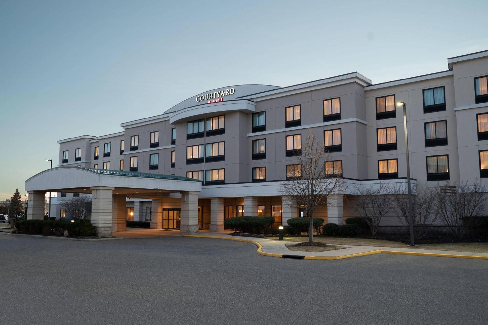 Courtyard Republic Airport Long Island/Farmingdale Hotel Kültér fotó